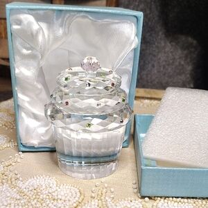 No.139/Crystal Cupcake Trinket Box